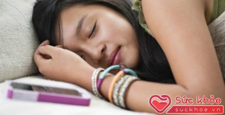 Điện thoại có thể kích hoạt chứng mất ngủ và hàng loạt vấn đề về giấc ngủ khác