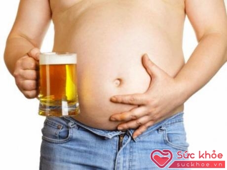 Bia, cũng giống như rượu vang, chất béo chứa lượng nhỏ một số chất dinh dưỡng hữu ích