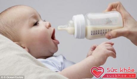 Sữa công thức dành cho bé trai và bé gái cần phải được sản xuất riêng biệt?
