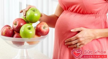 Mẹ bầu ăn táo giúp tăng cường hệ miễn dịch