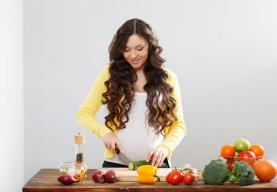 Chế độ dinh dưỡng và thực đơn cho bà bầu 3 tháng đầu mang thai