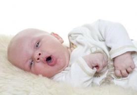 Cách chăm sóc trẻ sơ sinh sai lầm thường gặp dẫn tới bệnh viêm phổi nguy hiểm