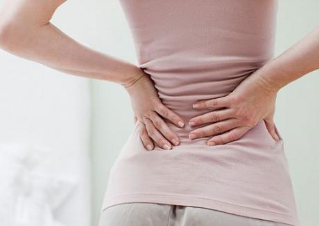 Điều trị bệnh đau lưng tại nhà bằng năm bài tập yoga đơn giản