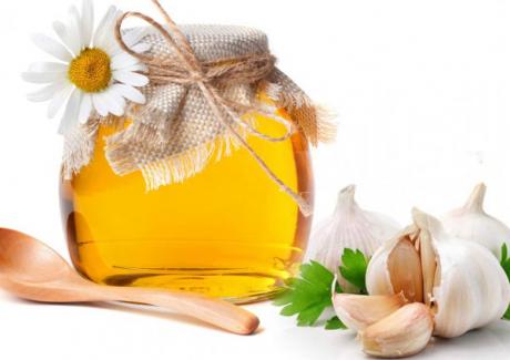 Hai cách chữa viêm xoang bằng tỏi và mật ong cực hiệu quả