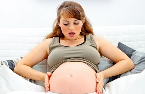 Dư ối khi mang thai và những điều cần biết bạn không nên bỏ qua