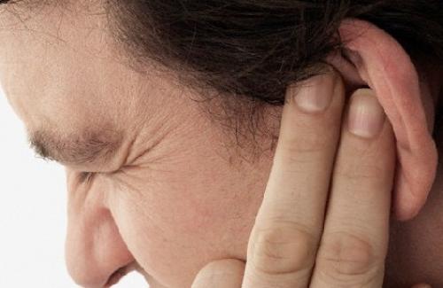 Tổng quan bệnh viêm tai ngoài: Nguyên nhân, triệu chứng và cách điều trị bệnh