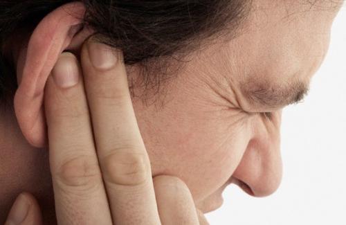 Điểm danh các triệu chứng viêm tai ngoài mọi người cần biết