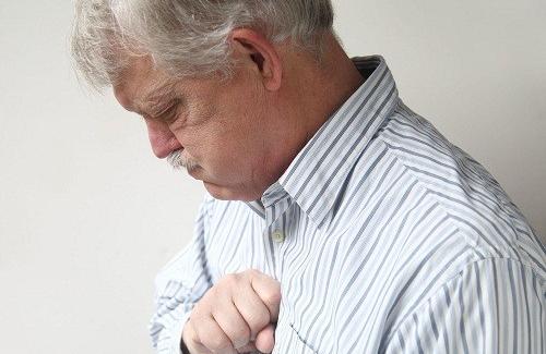 Những triệu chứng viêm phổi ở người lớn cần đặc biệt quan tâm