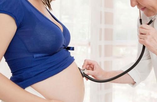 Đừng xem nhẹ bệnh u nang buồng trứng khi mang thai
