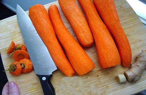 Giới thiệu cách chữa táo bón bằng cà rốt hiệu quả bạn có thể sử dụng