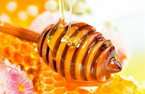 Cách chữa táo bón cho trẻ bằng mật ong hiệu quả và an toàn nhất