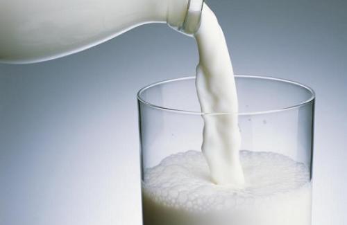 Sữa tươi là gì? Công dụng của sữa tươi với sức khỏe và làm đẹp