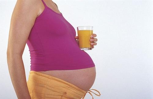 Bà bầu hãy lưu ý những thông tin về nhiễm trùng đường tiết niệu khi mang thai