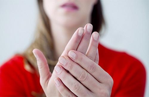 Tìm hiểu về bệnh chân tay lạnh ở phụ nữ - bệnh có thật sự nguy hiểm?
