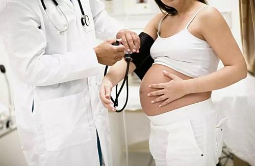 Hậu quả của nhiễm độc thai nghén các mẹ chớ nên xem thường