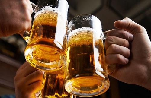 Uống rượu bia như thế nào để giảm tác hại đến gan?