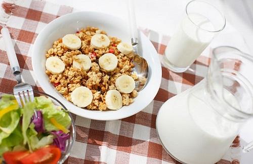 Ăn sáng với ngũ cốc đem lại những lợi ích sức khỏe gì?