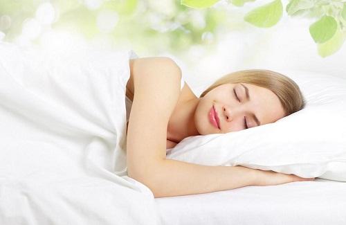 Bốn thói quen tốt trước khi đi ngủ giúp bạn mạnh khỏe và yêu đời