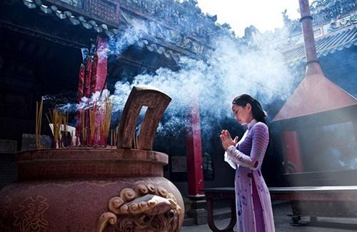14 điều kiêng kỵ khi đi lễ chùa vào ngày mùng 1 bạn nên biết