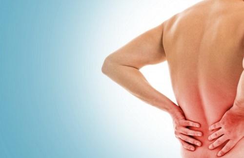 Không phải ai cũng biết: Khi bị đau lưng nên làm gì để giảm đau?