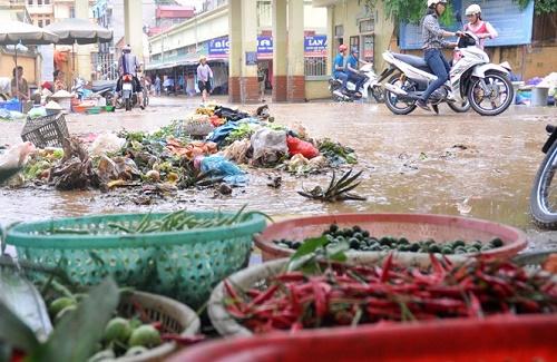 An toàn thực phẩm mùa mưa bão nên thực hiện thế nào cho đúng?