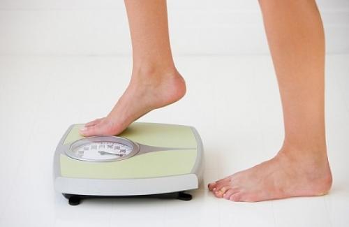 Tăng cân là tình trạng gì? Triệu chứng, nguyên nhân và điều trị tăng cân
