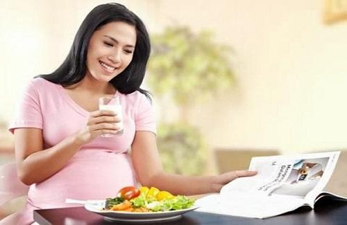 Thực phẩm mùa hè tốt cho bà bầu và sự phát triển của thai nhi