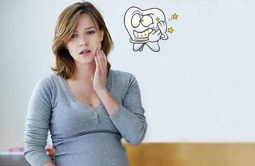 Bị sâu răng khi mang thai có ảnh hưởng tới thai nhi không?