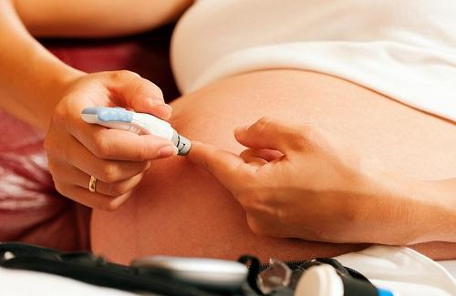 Các cách kiểm soát đường huyết khi bị tiểu đường thai kỳ
