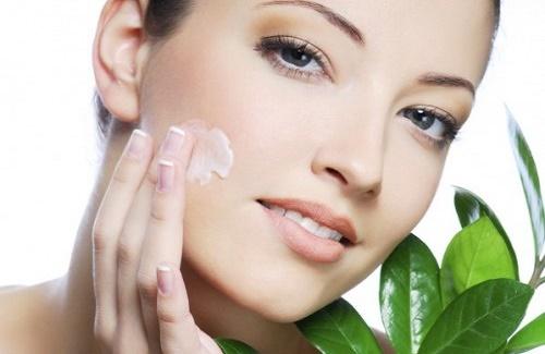 Các loại kem dưỡng da nên dùng để có làn da căng mịn trắng hồng