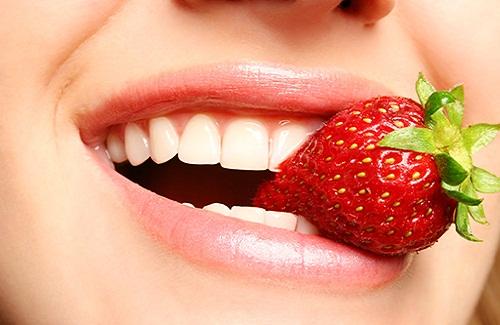 Những thực phẩm làm trắng răng bạn không nên bỏ qua