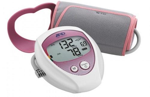 Máy đo huyết áp bắp tay UA-782 và một số thông tin cơ bản