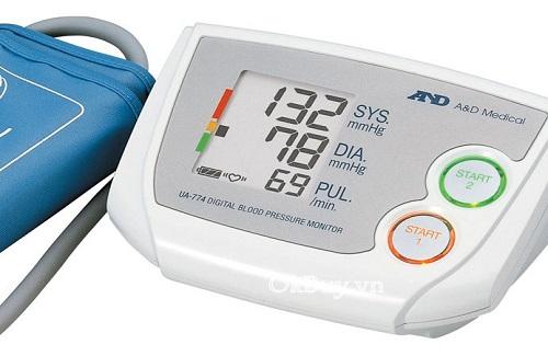 Máy đo huyết áp bắp tay UA - 774 và một số thông tin cơ bản