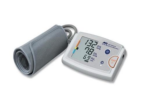 Máy đo huyết áp bắp tay UA - 787 PLUS và một số thông tin cơ bản