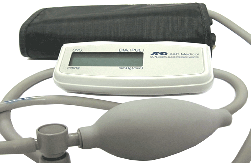 Máy đo huyết áp bắp tay UA - 704 và một số thông tin cơ bản