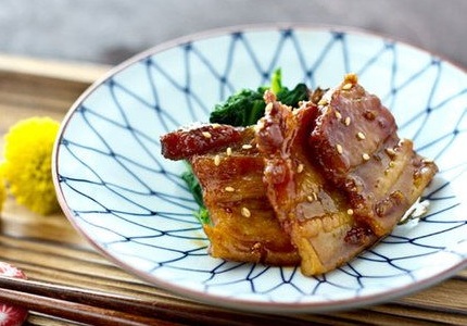 Thịt lợn rán mật ong ngon tuyệt cho bữa cơm tối hấp dẫn