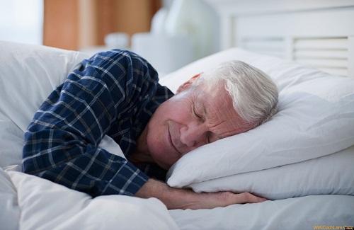 Cách giúp người già ngủ ngon và ngủ được sâu giấc hơn