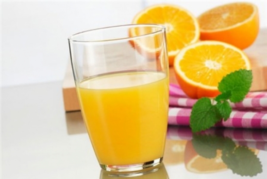 Những sai lầm khi uống nước cam có hại cho sức khỏe bạn cần ghi nhớ