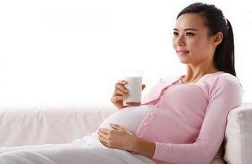 Uống sữa gì bổ sung canxi cho bà bầu và uống như thế nào?