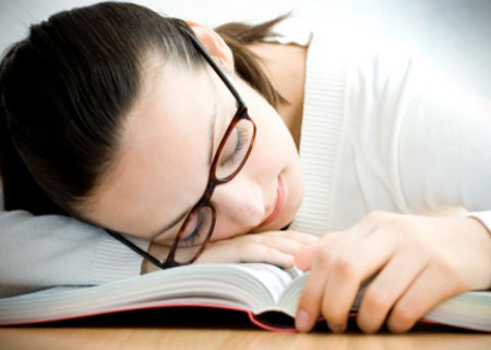 Tình trạng ngủ gật ban ngày là dấu hiệu của những bệnh gì?