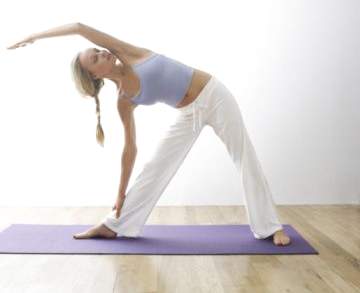 Tập Yoga là bí quyết để có đôi chân khỏe đẹp hơn!