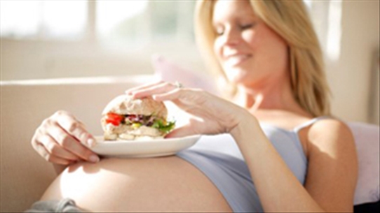 Chế độ dinh dưỡng khi mang thai mẹ bầu nên ghi nhớ