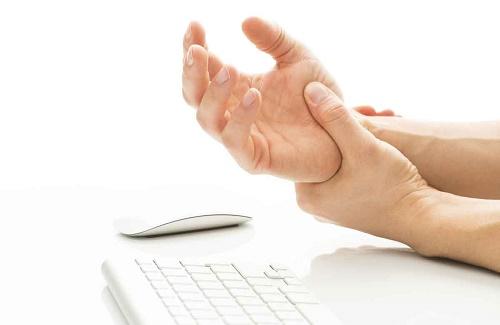 Cải thiện chứng đau đường hầm cổ tay như thế nào?