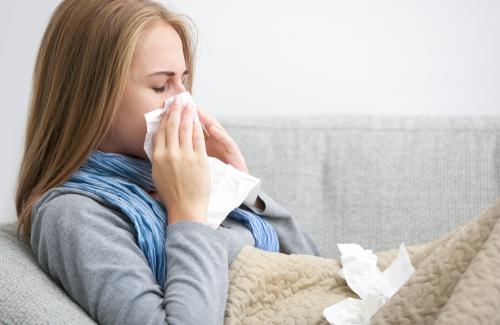 Cúm mùa là gì? Triệu chứng, cách phòng và điều trị cúm mùa