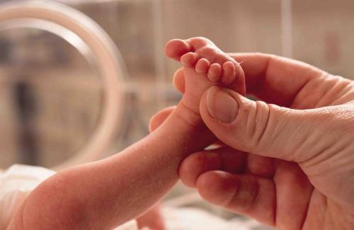 8 cách phòng tránh sinh non mà mẹ bầu cần phải biết