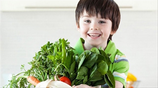 Chế độ ăn đặc biệt để trẻ suy dinh dưỡng mau tăng cân