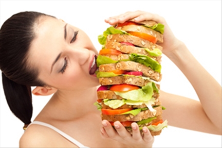 Thói quen ăn uống gây tăng cân nhiều người mắc phải