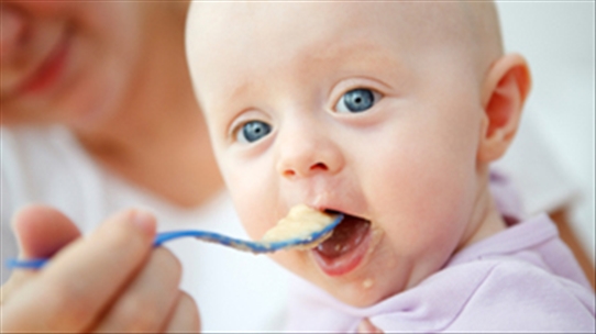 Dinh dưỡng cho trẻ từ sơ sinh đến 5 tuổi các mẹ nên biết