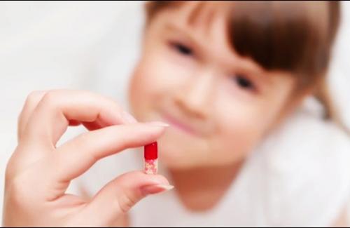 Tác hại khôn lường của thuốc kháng sinh đối với trẻ em
