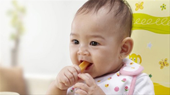 Thực đơn dinh dưỡng phù hợp cho trẻ 7 - 9 tháng nên biết